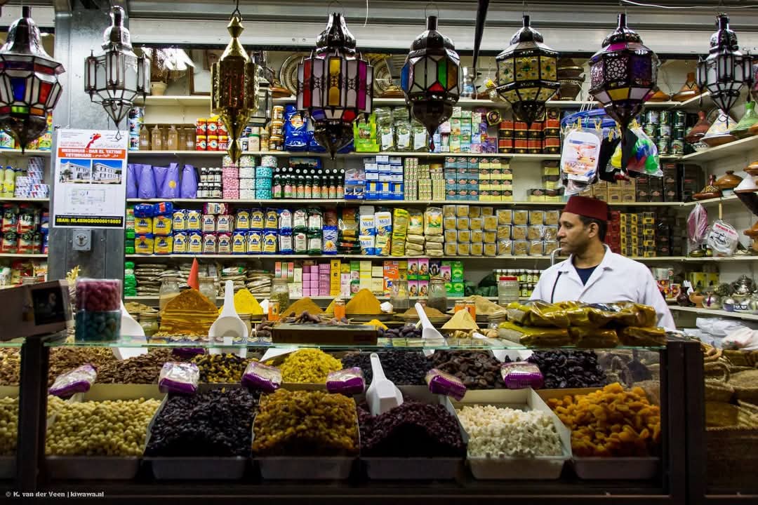 أسواق الجالية المغربية بأوروبا..هوية وحنين للوطن