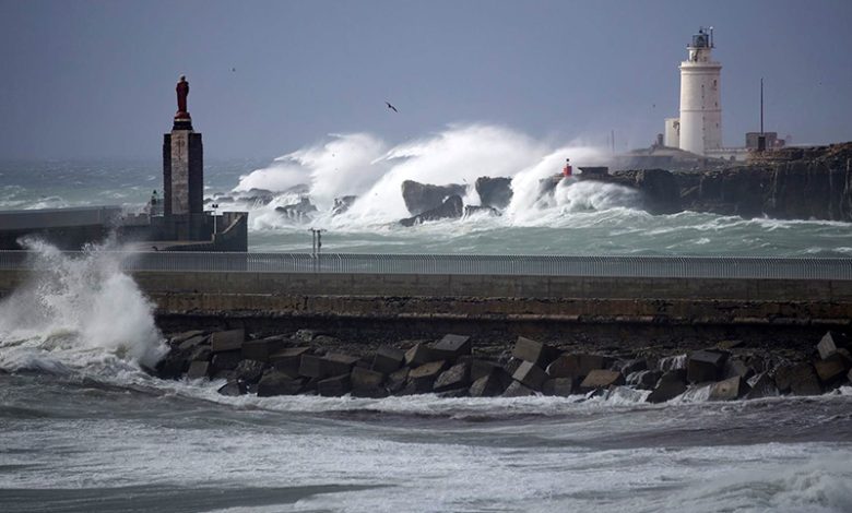 تعليق جديد للرحلات البحرية بين طريفة وطنجة بفعل سوء الأحوال الجوية