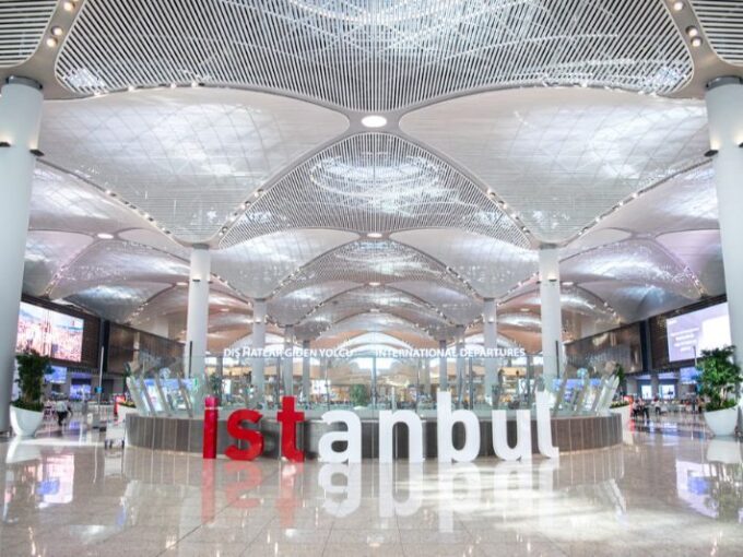 مطار إسطنبول يتصدر المطارات الأوروبية بـ1591 رحلة يومياً