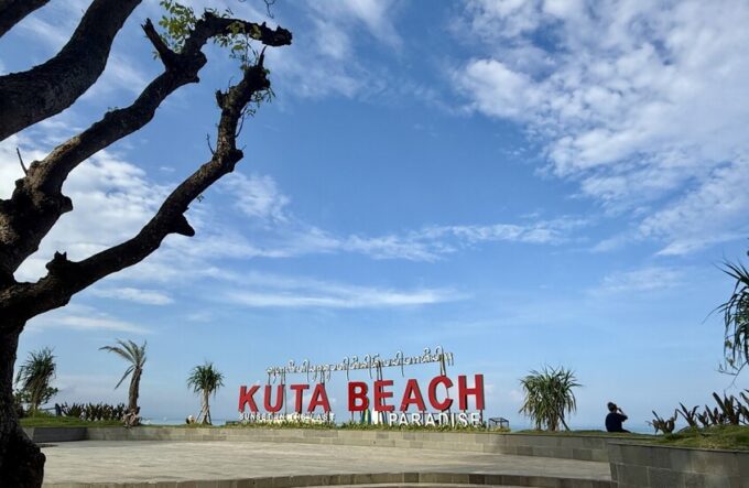 بالي.. السلطات الإندونيسية تحذر السياح من داء خطير