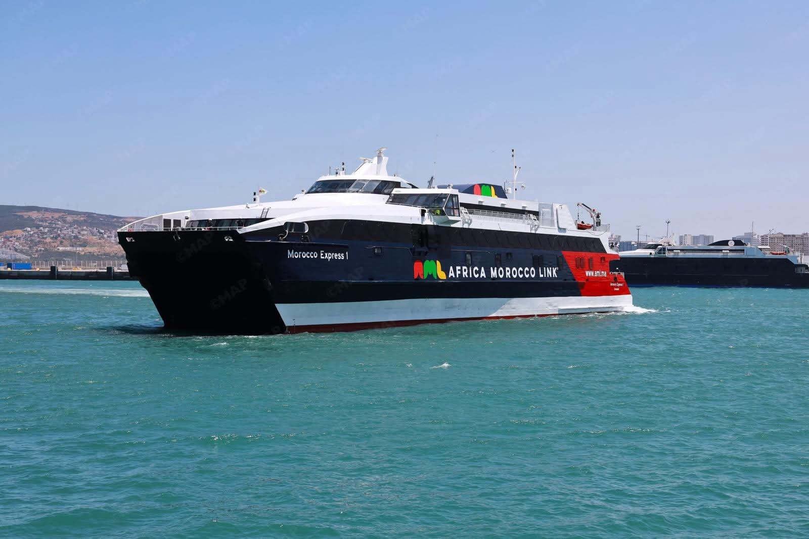 الناقل البحري “أفريكا موروكو لينك” يعزز قدراته بمضيق جبل طارق مواكبة لعملية “مرحبا 2025”