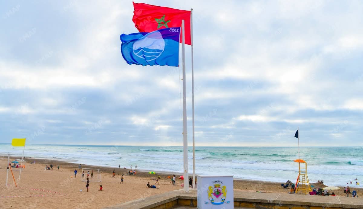 إقليم الجديدة.. رفع اللواء الأزرق بشاطئ الحوزية للسنة الـ 19 على التوالي