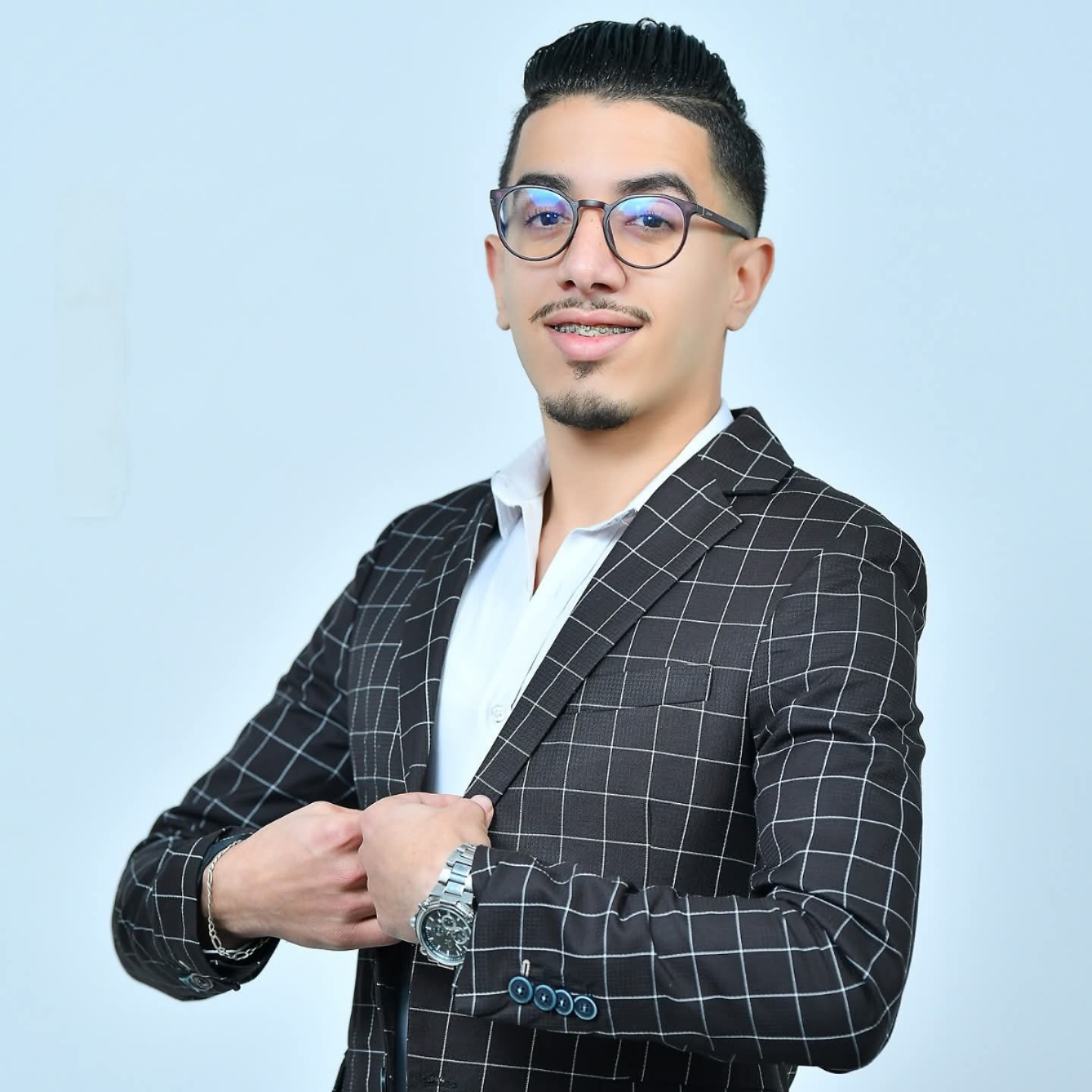 حصري لـ"بلادي دور": يوسف كسو يكشف تفاصيل أغنيته المرتقبة "دارها بلعاني" وحفله مع زينة الداودية