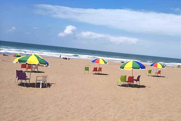 ماذا تعرف عن شاطئ سيدي رحال؟