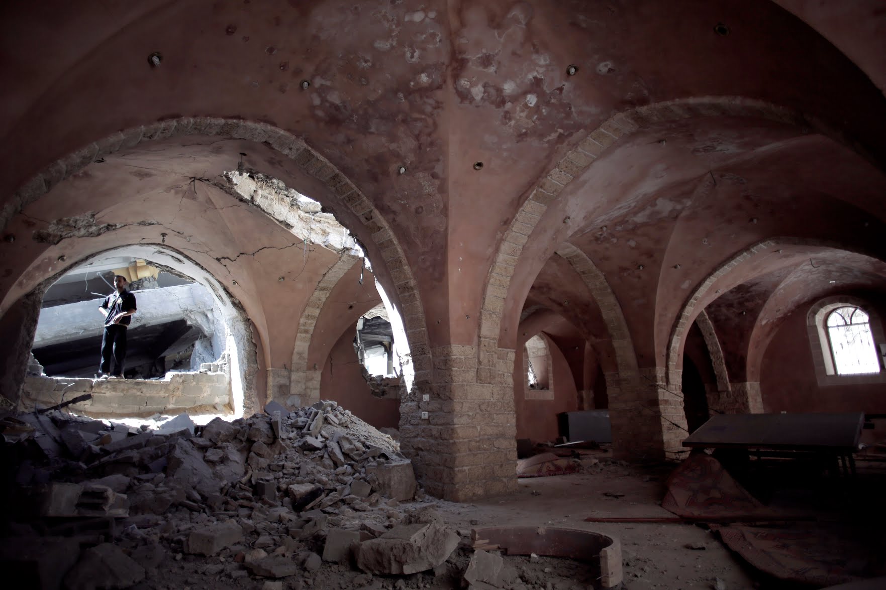 غزة وجهة سياحية ضائعة بين البحر والتاريخ والركام