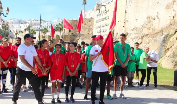 انطلاق سباق التناوب الرمزي المسيرة الخضراء من طنجة نحو بئر الكندوز