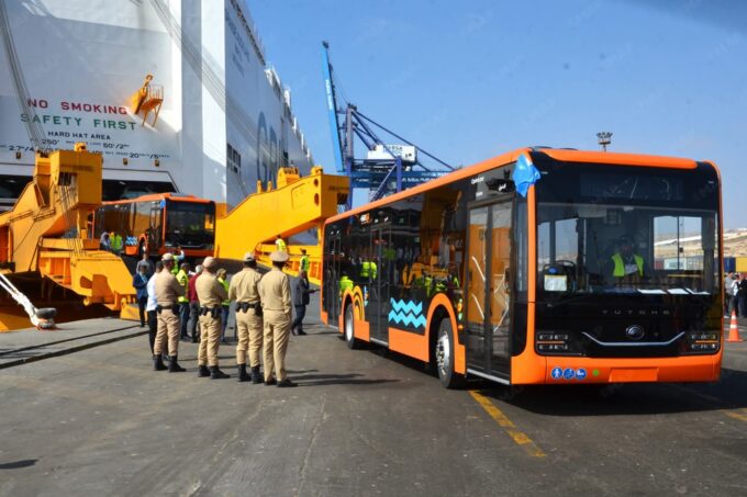 البرنامج الجديد للنقل الحضري العمومي للفترة 2025-2029 .. استلام 70 حافلة جديدة بميناء أكادير