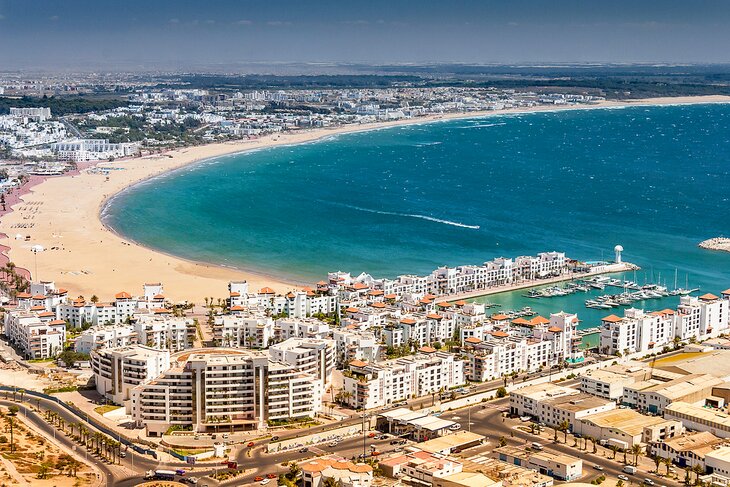 "لماذا سيصبح السفر إلى المغرب أكثر سهولة؟" هكذا عنونت صحيفة "لوفيغارو" إحدى مقالاتها ما السبب؟