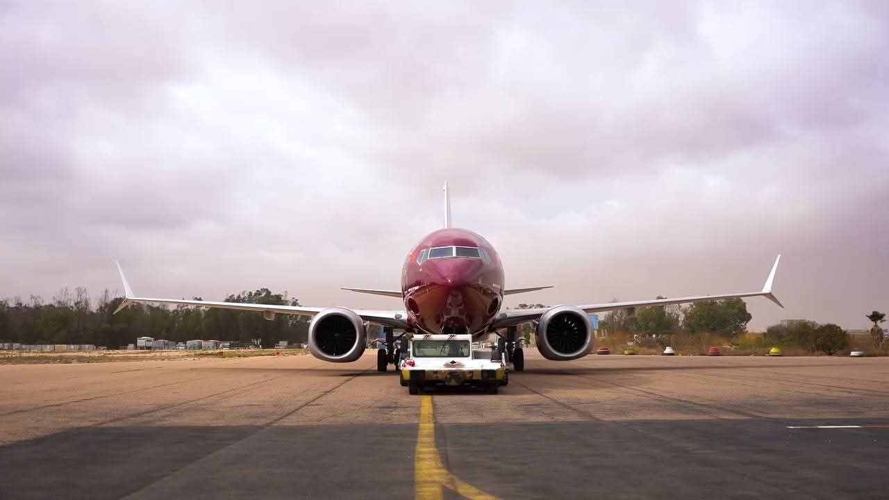 الخطوط الملكية المغربية تكشف عن طائرة خاصة بألوان كأس الأمم الإفريقية المغرب 2025 "صور"