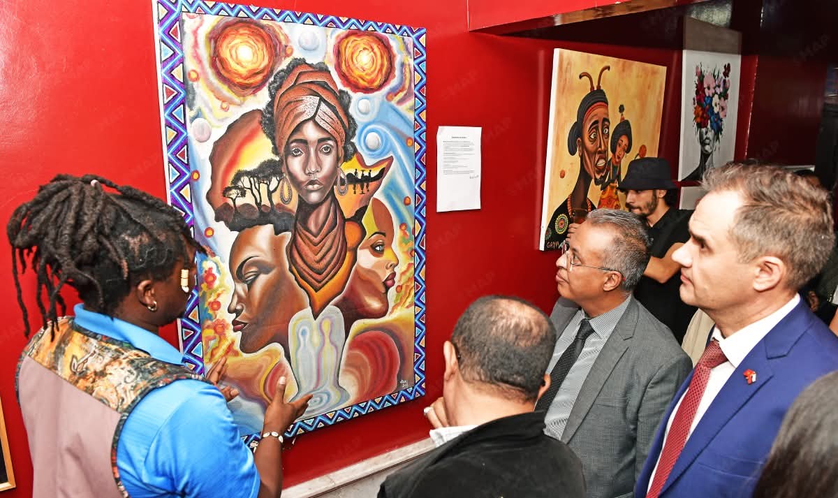 الدار البيضاء.. انطلاق النسخة الثالثة من ملتقى الفن الإفريقي تحت شعار “الكان بالمغرب.. التحفة الفنية بامتياز”