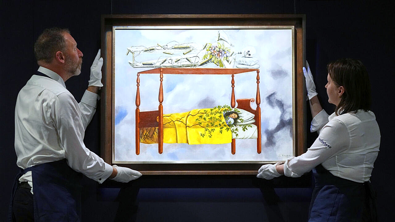 لوحة لفريدا كاهلو تباع بمقابل قياسي لتصبح أغلى عمل فني في التاريخ ترسمه امرأة