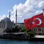 إيرادات السياحة في تركيا ترتفع 3.9٪ في الربع الثالث من عام 2025