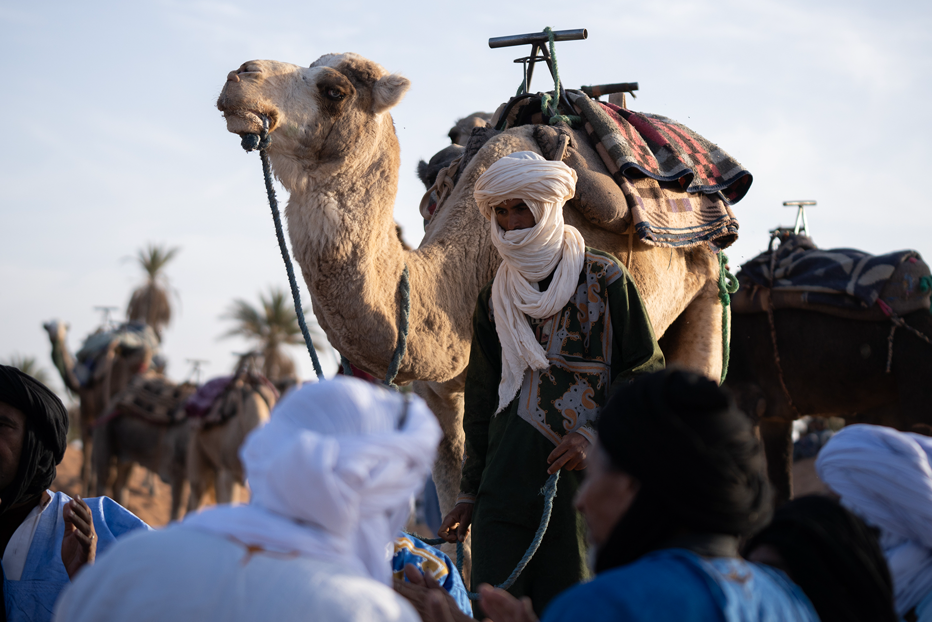 مهرجان “زمان”..ملتقى الثقافات الإفريقية بين كثبان محاميد الغزلان
