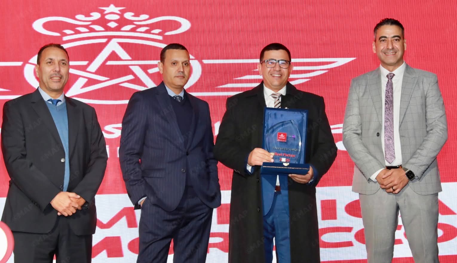 "كان 2025” .. الخطوط الملكية المغربية تحتفي في القاهرة بشغف كرة القدم