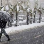 تساقط الثلوج فوق مرتفعات الأطلسين الكبير والمتوسط مع نزول قطرات مطرية