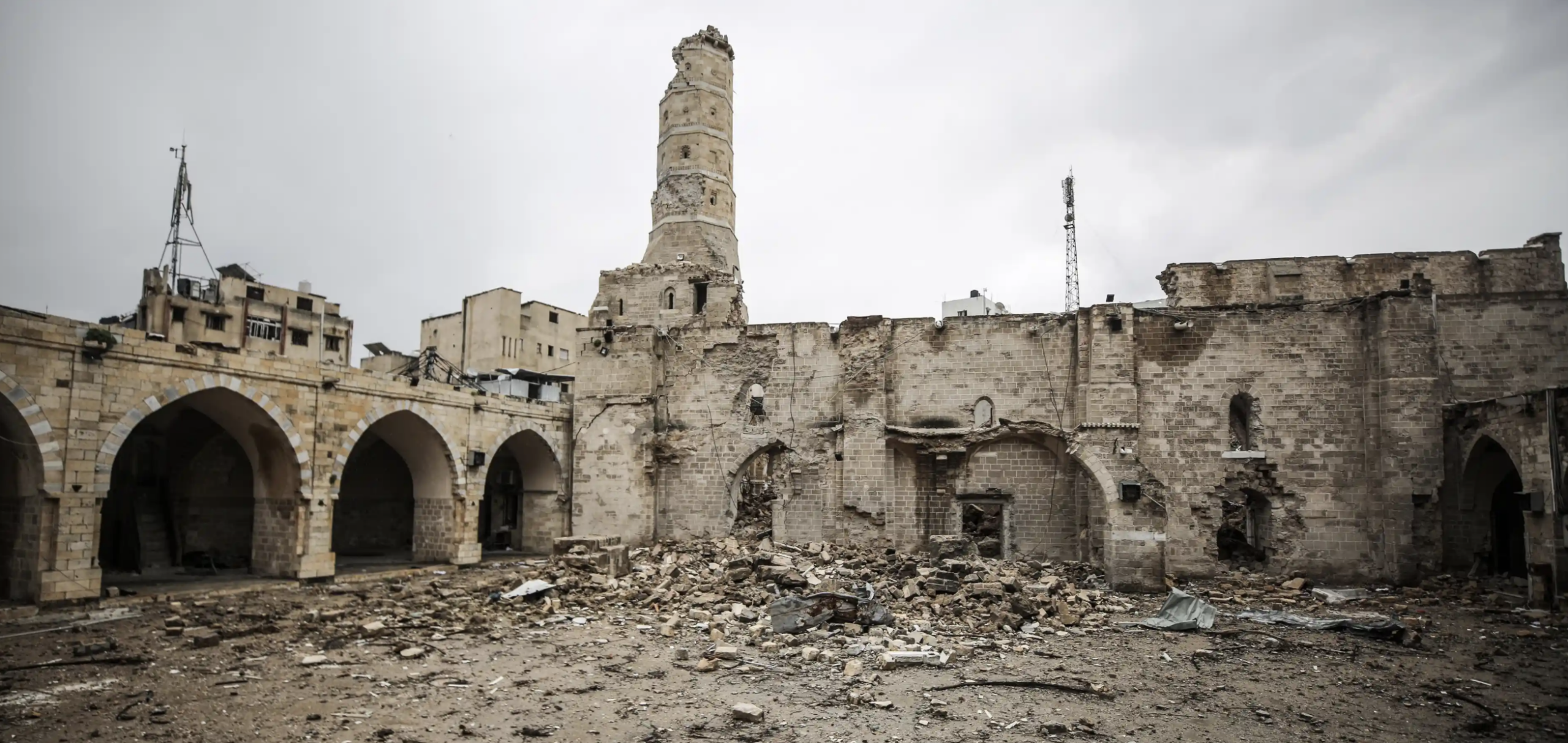 وزير السياحة الفلسطيني: "إسرائيل دمرت أكثر من 300 موقع سياحي أثري..في استهداف ممنهج يهدد الهوية والتراث الفلسطيني"