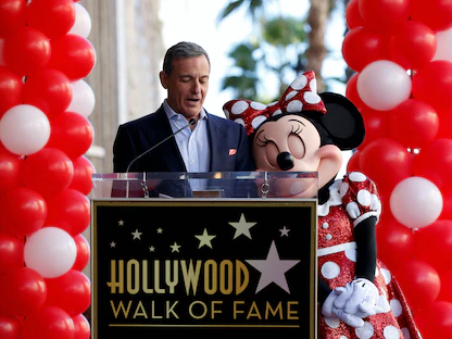 رحلات البذخ والرفاهية..اين قضى مليارديرات العالم ليلة رأس السنة؟