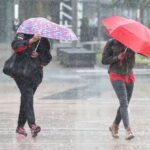 تساقطات مطرية قوية ورياح عاصفية يومي الإثنين والثلاثاء بعدد من مناطق المملكة (نشرة إنذارية)