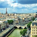 فرنسا تستقبل 102 مليون سائح في 2025 وإيرادات قياسية بـ77.5 مليار يورو تعزز نمو الاقتصاد