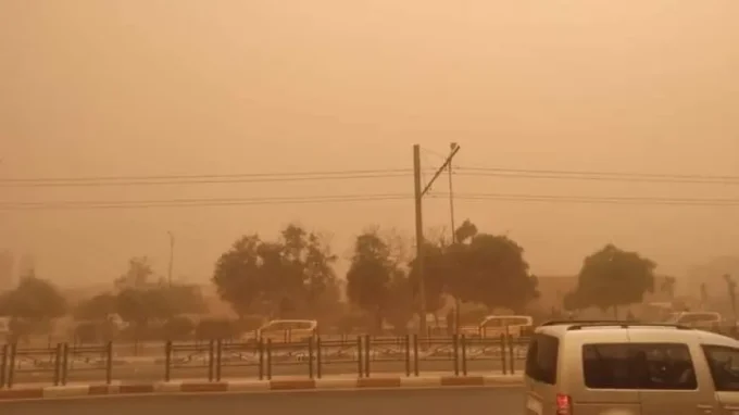 نشرة إنذارية.. رياح قوية مصحوبة بعواصف رملية أو تطاير الغبار بعدد من مناطق المملكة