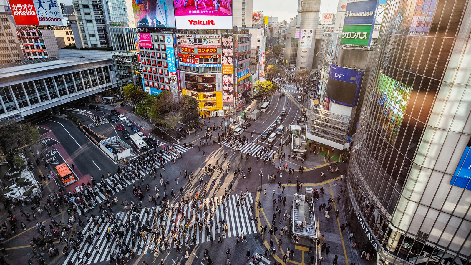 مدن يابانية تواجه السياحة المفرطة برفع ضريبة الإقامة