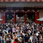 اليابان تعتزم توسيع تدابير مكافحة السياحة المفرطة إلى 100 منطقة بحلول 2030
