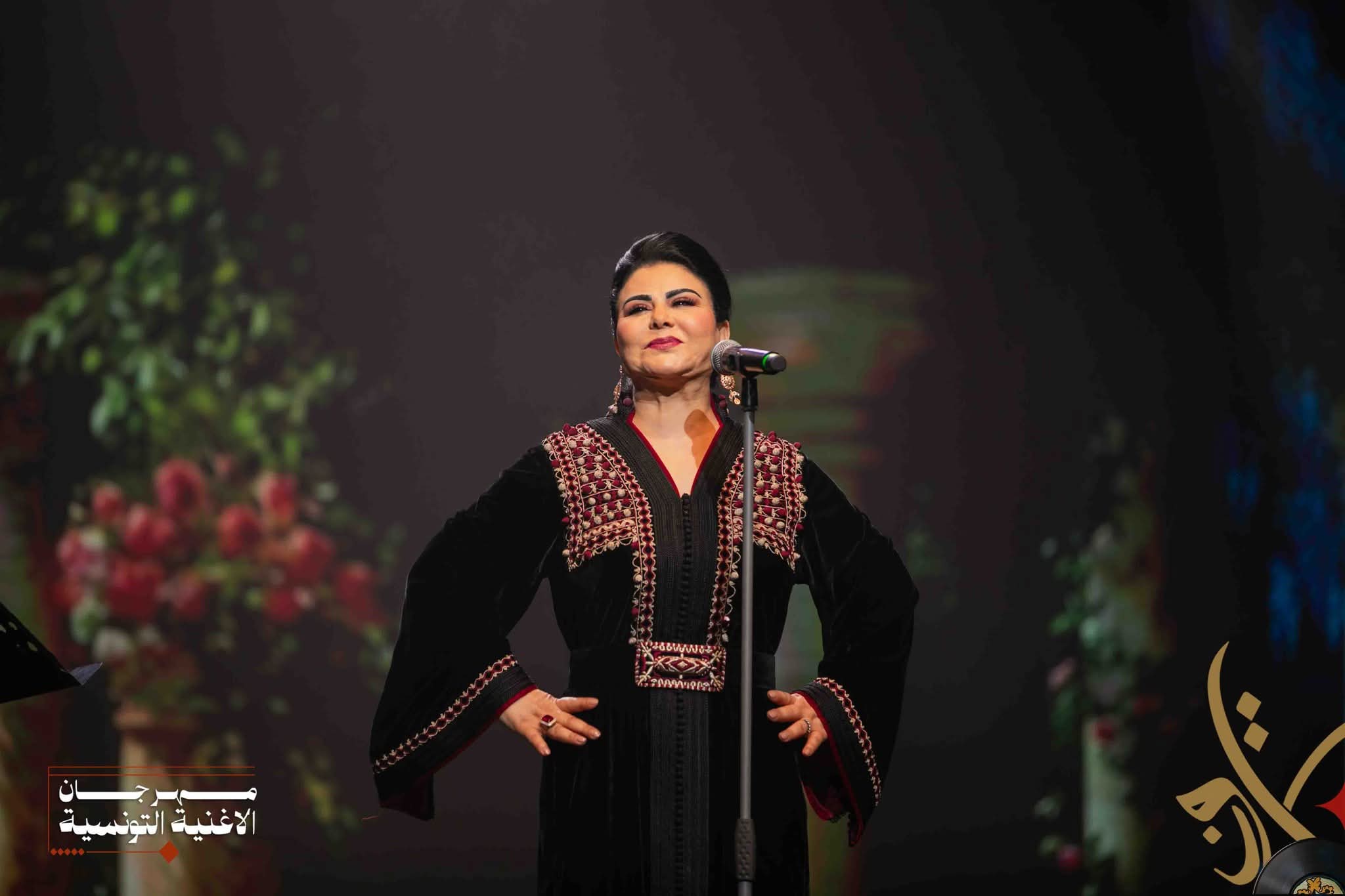 أغاني لطيفة رأفت تشعل مسرح مدينة الثقافة بتونس في ليلة ختام مهرجان الأغنية التونسية