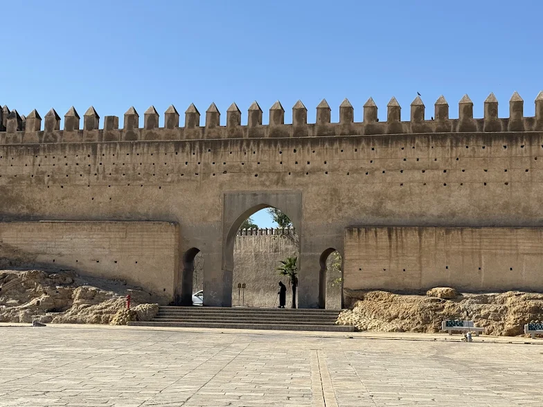 فاس تُحيي “باب أبي الجنود” ببرنامج ثقافي وفني يعيد للفضاء التاريخي نبضه الاحتفالي