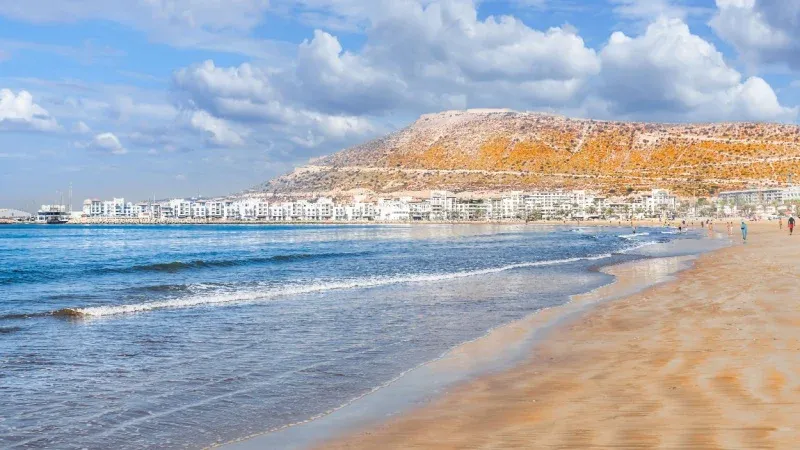 تحسن جودة الشواطئ بالمغرب: 95% من مياه الاستحمام مطابقة للمعايير في 2025