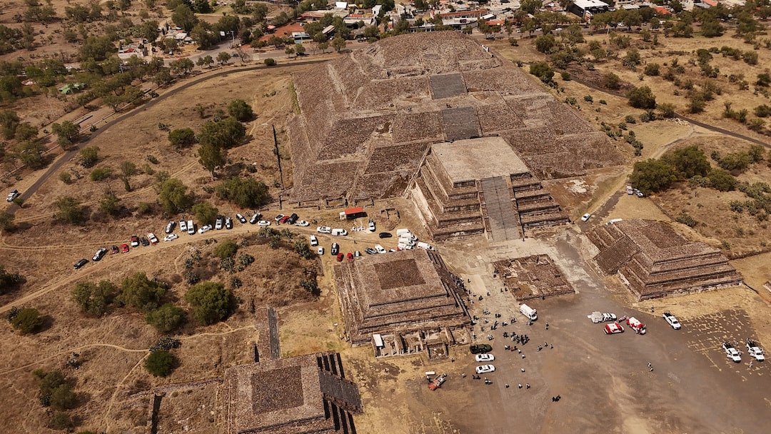 تيوتيهواكان تحت الصدمة: هجوم دموي يعكّر صفو أحد أشهر المقاصد السياحية في العالم
