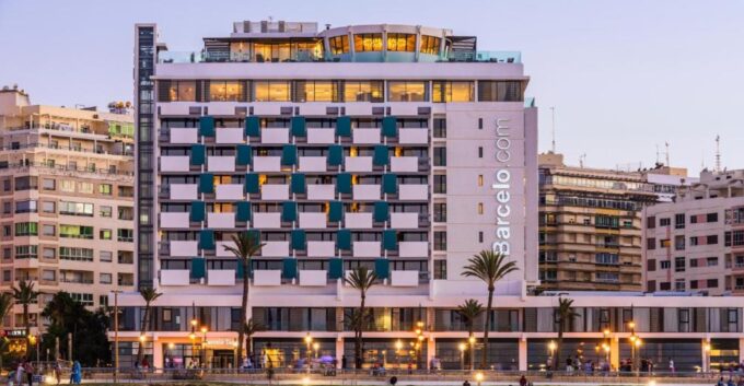 بارسيلو تراهن على المغرب.. زيارة استثمارية تعزز جاذبية المملكة كوجهة سياحية عالمية