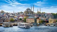السياحة في تركيا تنمو رغم الحرب.. تحديات مرتقبة في الربع الثاني