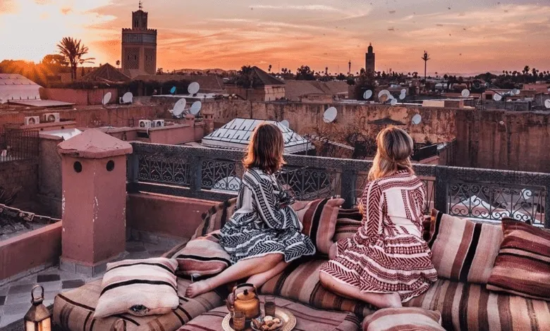 مراكش تواصل تصدر المشهد السياحي بـ2.1 مليون ليلة مبيت حتى فبراير 2026