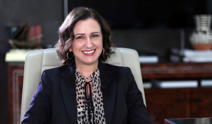 عمور تستعرض خطة تأهيل السياحة استعدادا لمونديال 2030