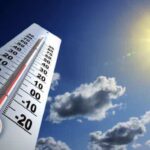 الطقس حار مع ترقب نزول قطرات مطرية رعدية ببعض المناطق