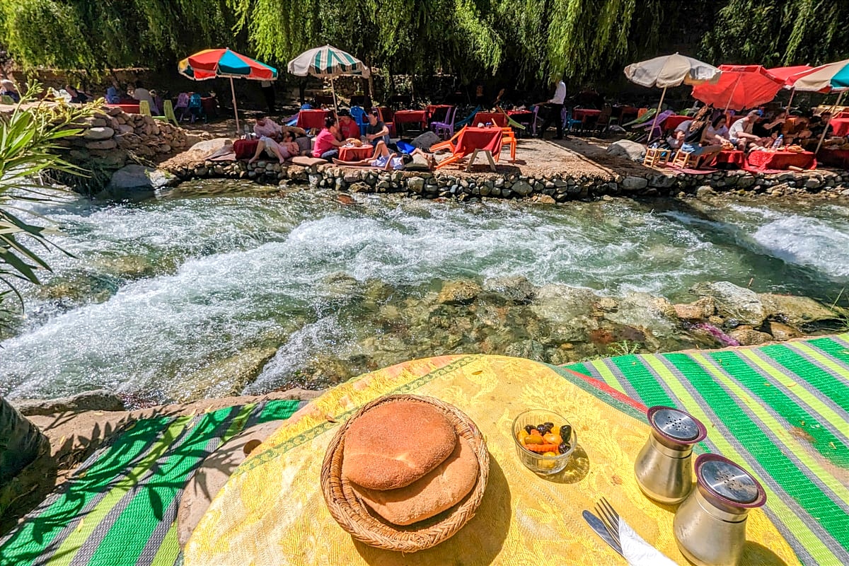 أمطار الصيف الرعدية تضع سياحة جبال الأطلس تحت المجهر.. وفاجعة أوريكا 1995 تذكّر بخطر الفيضانات "المباغتة"