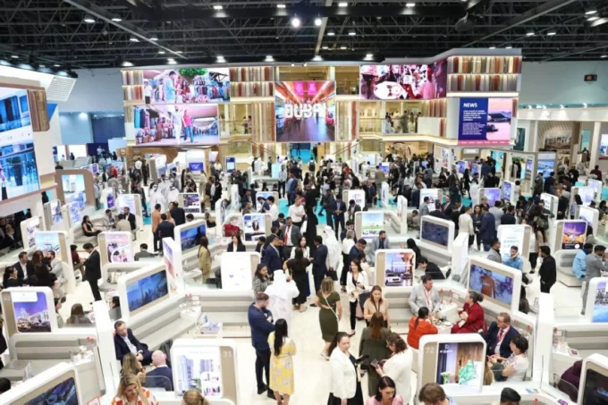 الإمارات تعزز موقعها على خريطة السياحة العالمية بشهادات دولية